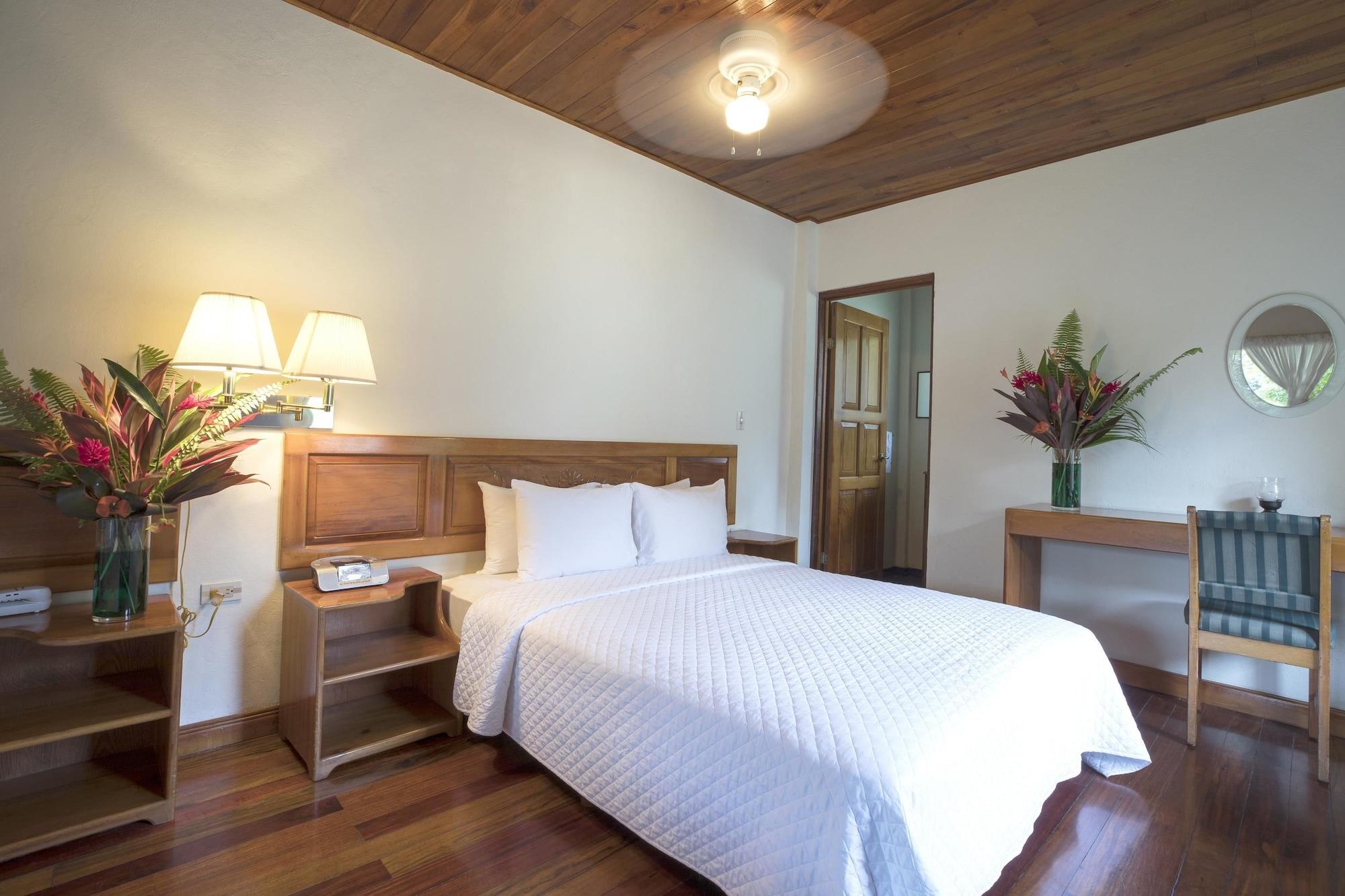 Crocodile Bay Resort Puerto Jimenez Exterior photo