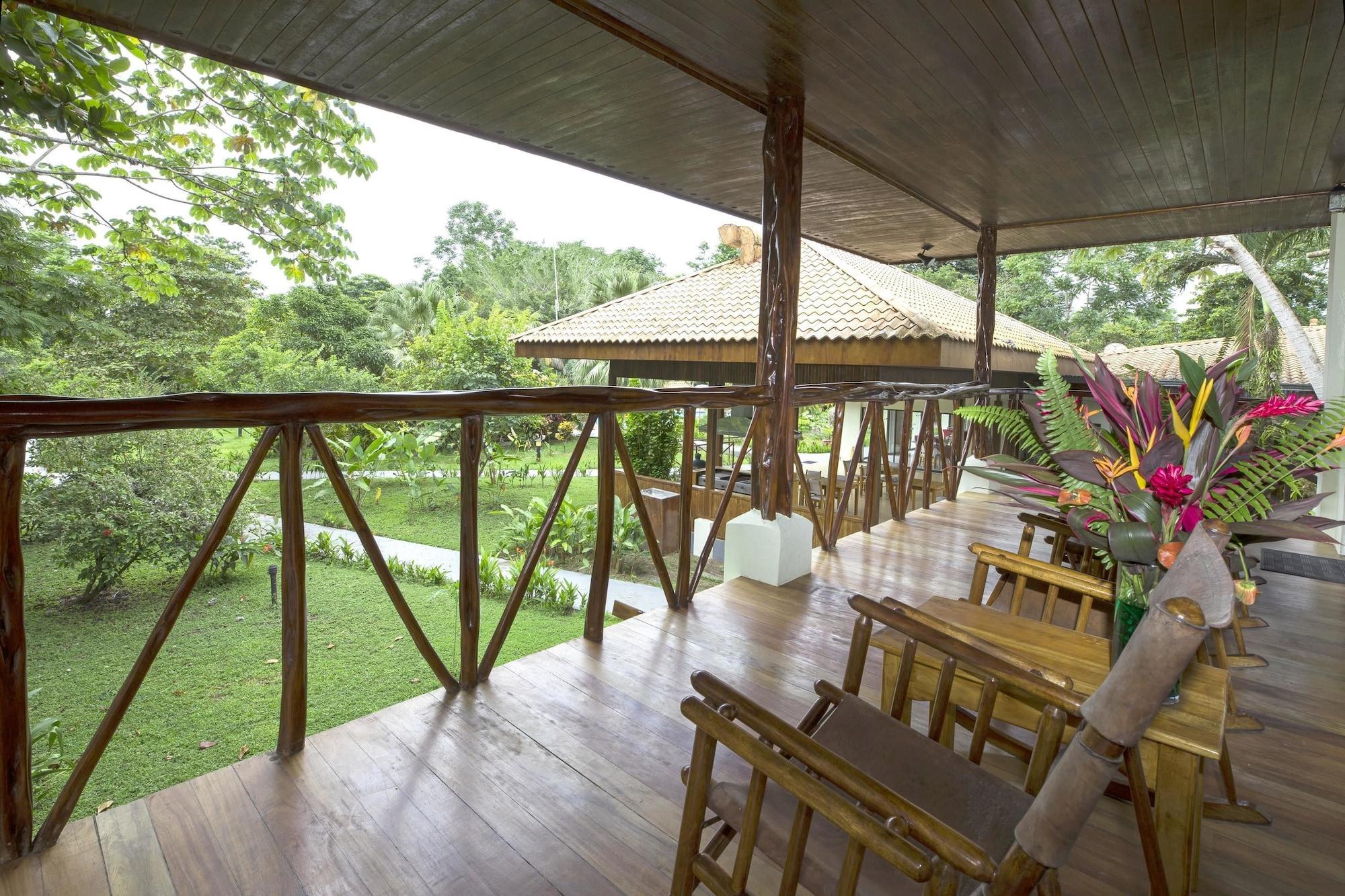 Crocodile Bay Resort Puerto Jimenez Exterior photo