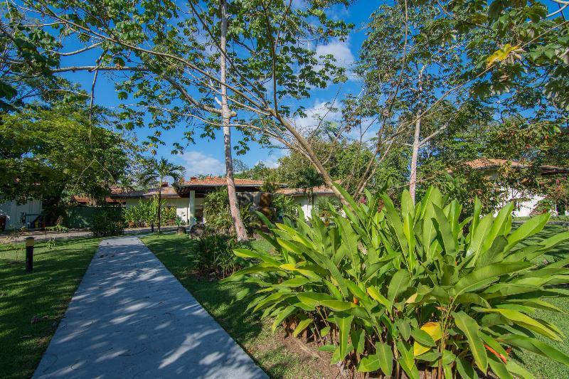Crocodile Bay Resort Puerto Jimenez Exterior photo